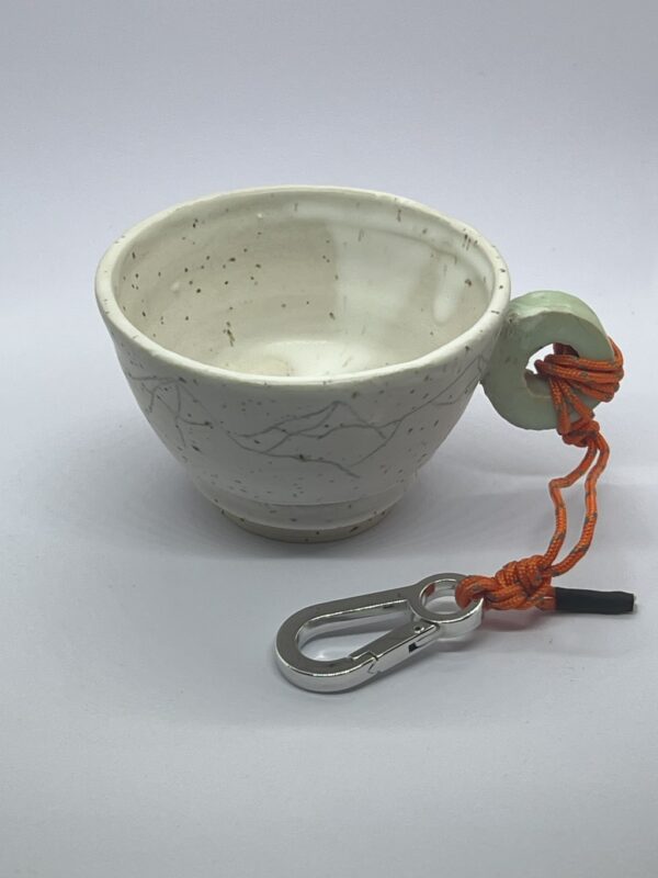 h001-005 — mountain cup