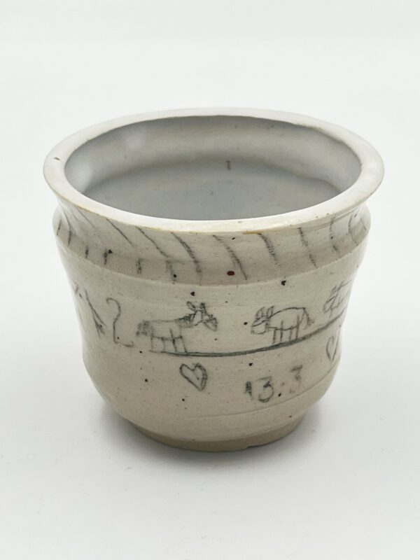w001-004 — hand illustrated cup